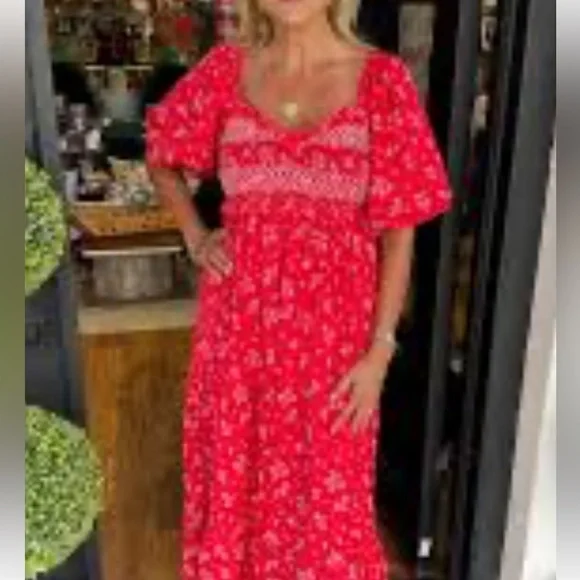 NWT Baevely Floral Smocked Midi/Maxi Puff Dress - Picture 4 of 15